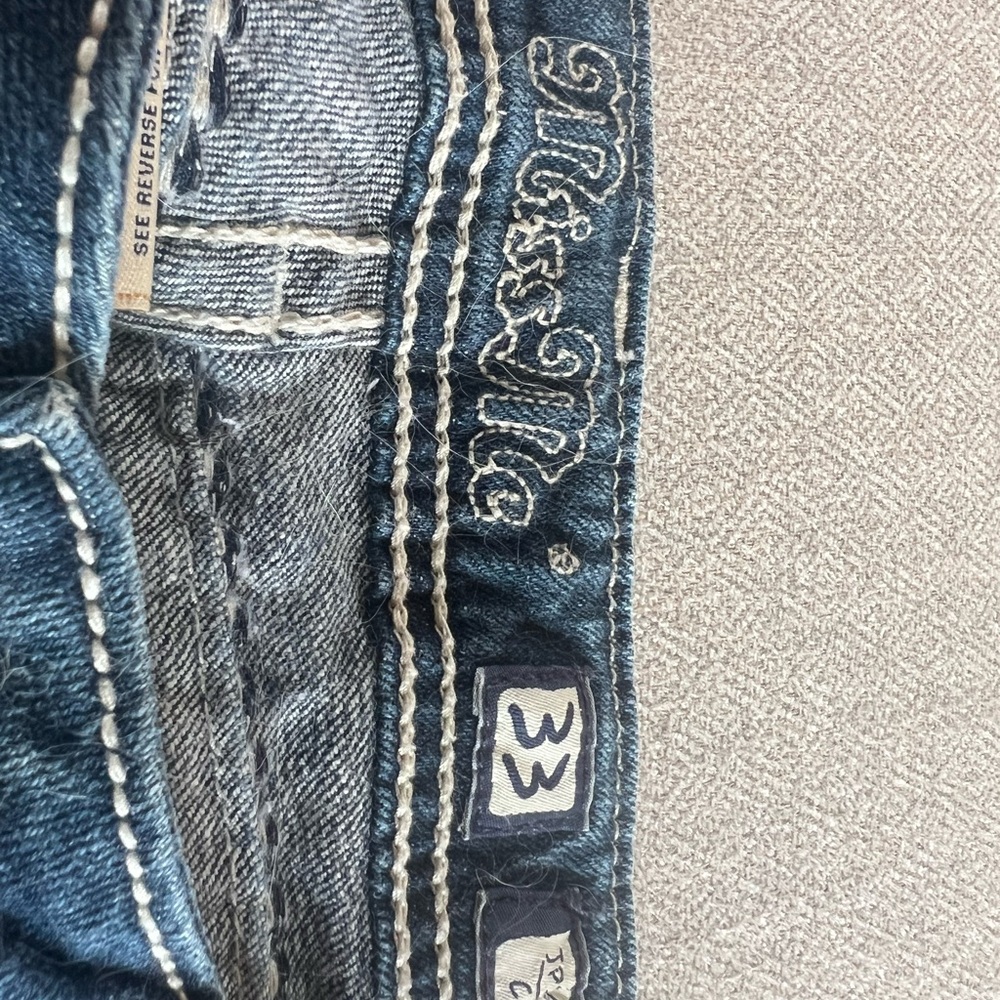 Miss Me Dark Blue Capri Jeans